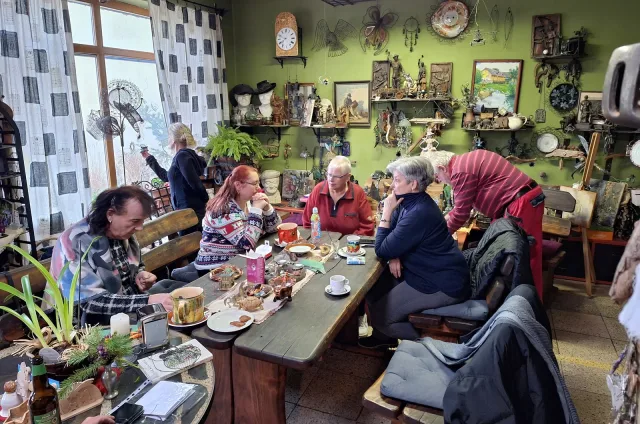 Kytín, Kovárna pro radost, setkání spolku Dráteník