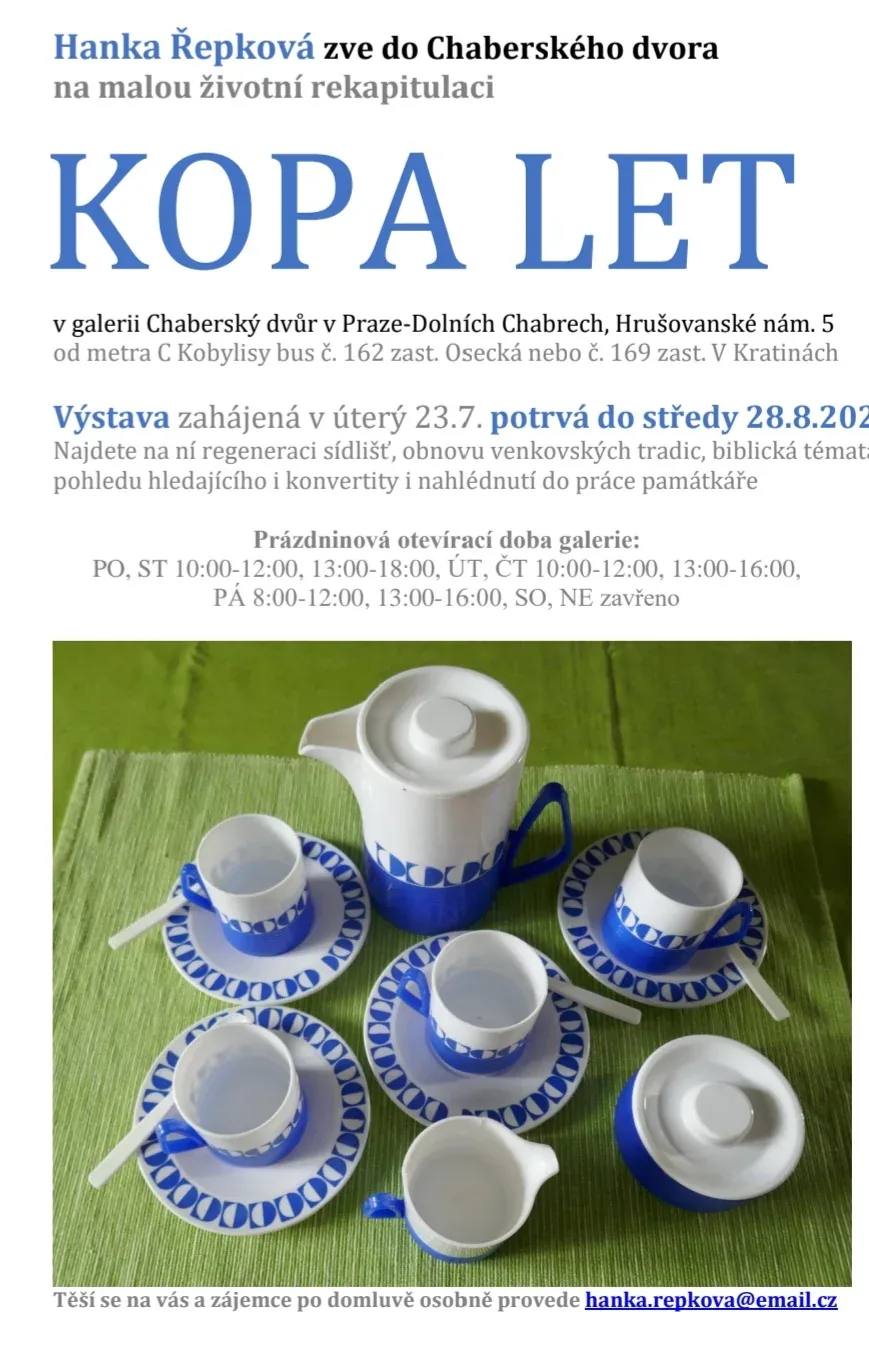Výstava Kopa let Hanky Řepkové v Dolních Chabrech